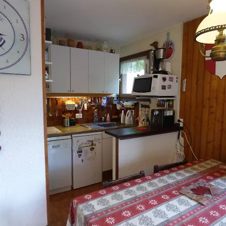 Apartment 3 Pieces Pour 6 Pers, Proche Centre, Grand-bornand - Fr-1-458-183